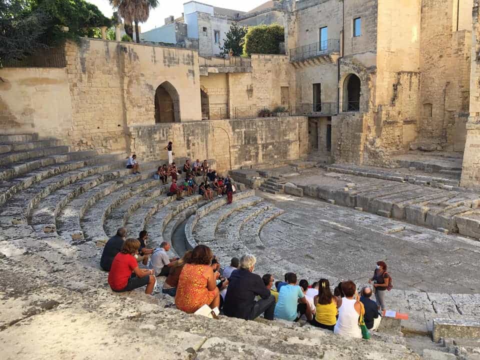visita guidata del teatro romano di lecce