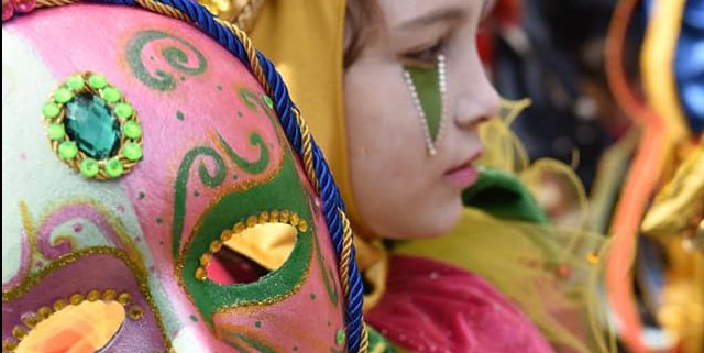 Carnevale in Puglia maschere e dolci dal gargano al salento